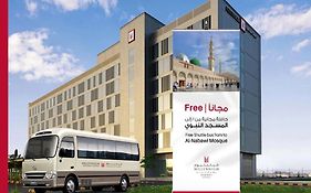 ميلينيوم مطار المدينة